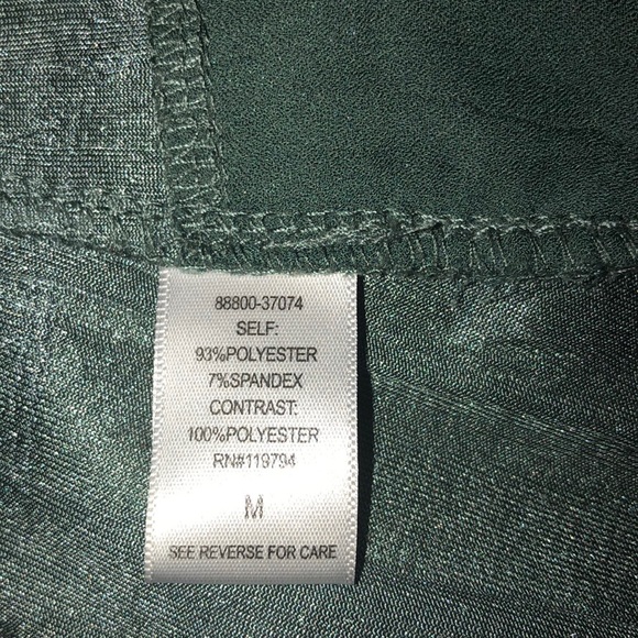 One World Lady’s Cardigan NWOT Size Medium - Picture 7 of 8